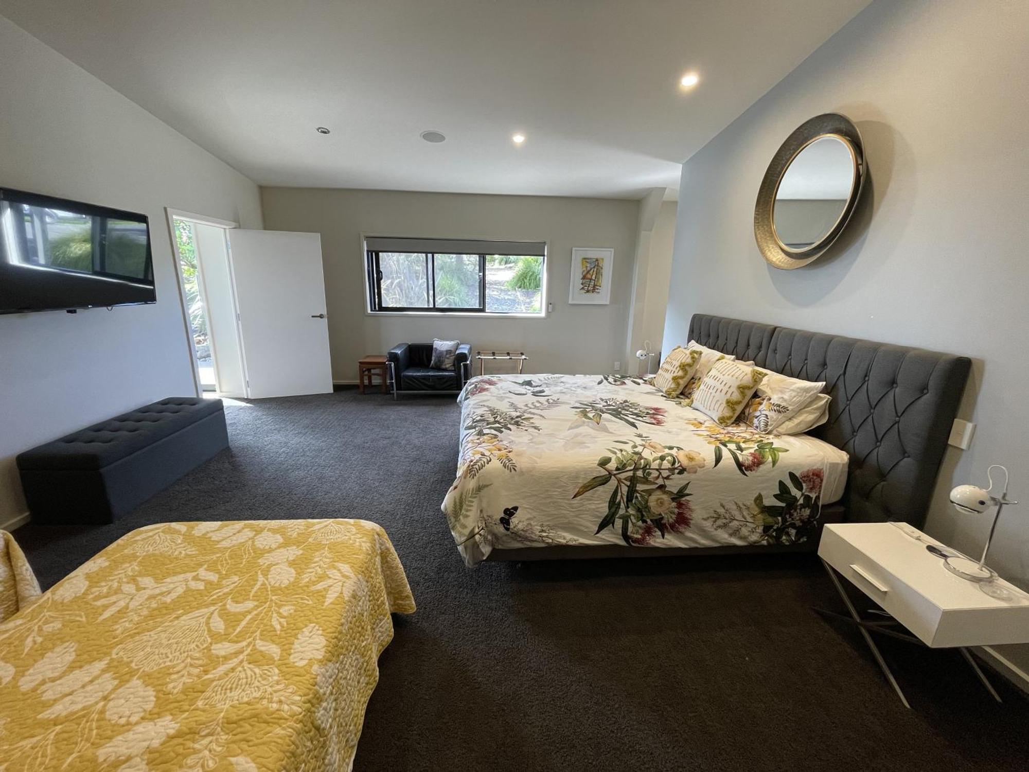 Matapouri & Tutukaka Spectacular Coastal Views- Aroha Luxury Guest Suite Exterior photo